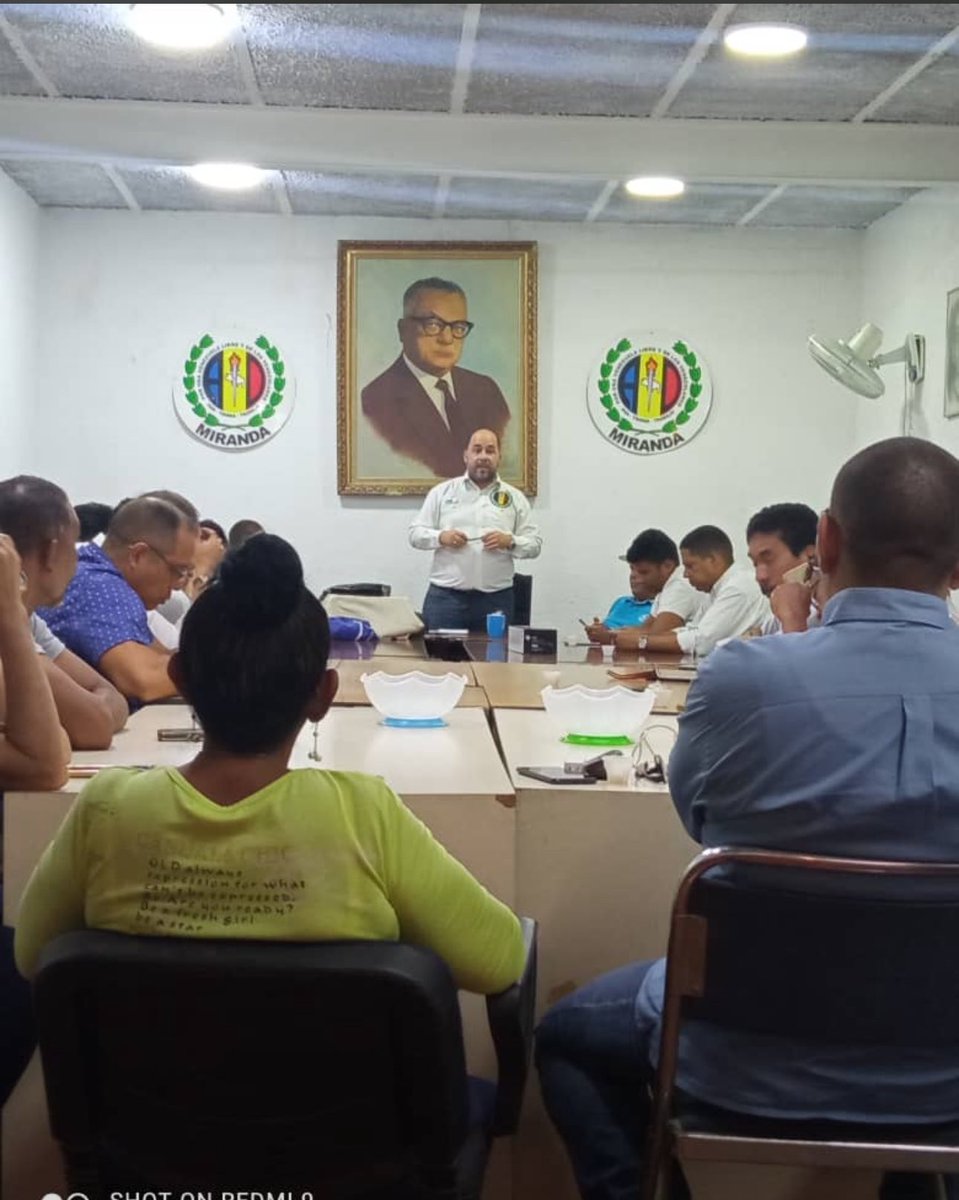 ADIsraelHerrera's tweet image. Quien vive de ilusiones muere de desengaño, @CES_MirandAD hoy en reunión de comité ampliado ratificó apoyar el candidato de mayor consenso unitario, y aportar la maquinaria electoral al servicio del cambio democrático AD no puede ser factor de division #LasBasesDeciden