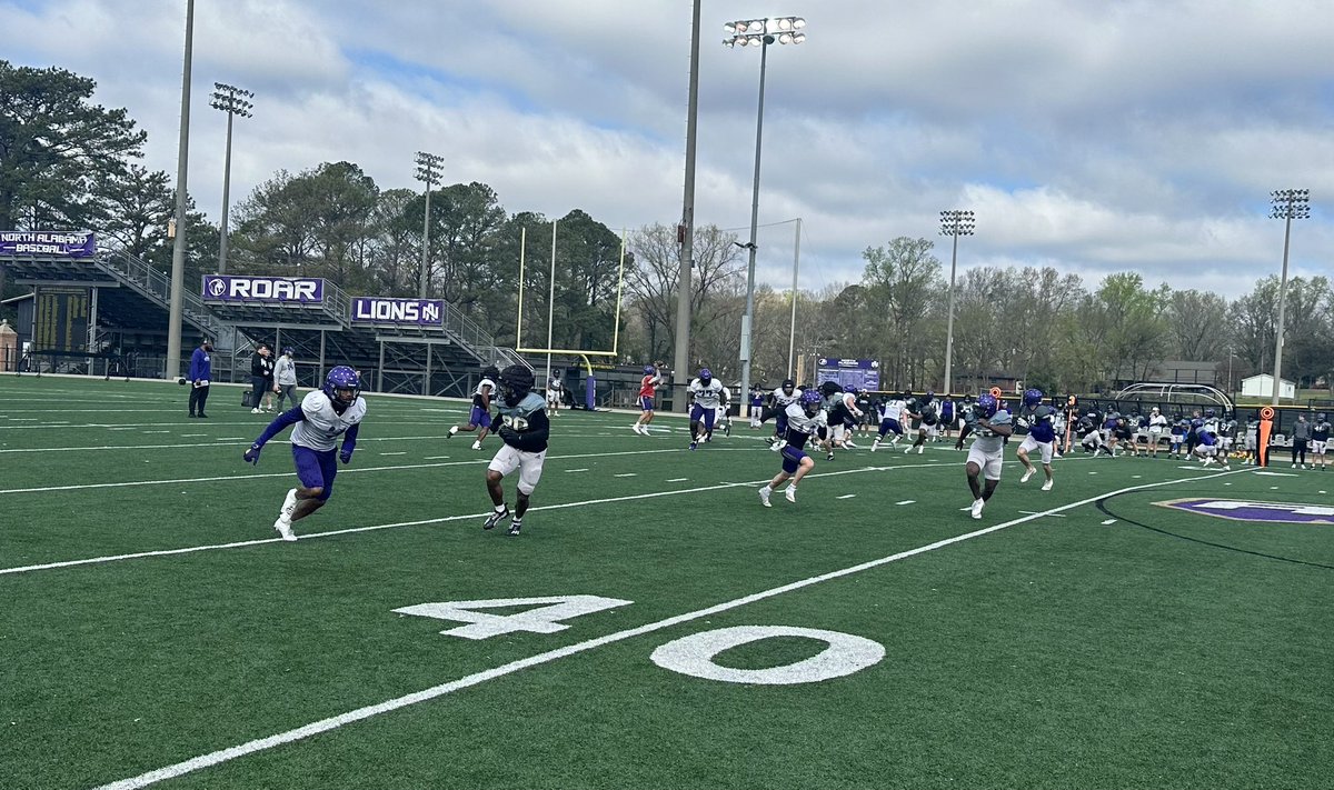 Christopher Johnson (@cjjohnson_2) on Twitter photo had a great time on my visit to UNA I want to thank the coaching staff for letting us come and watch practice ✝️<a href="/UNAFootball/">North Alabama Football</a> <a href="/BrentDearmon/">Brent Dearmon</a> <a href="/CoachCruce/">Morgan Cruce</a> had a great time on my visit to UNA I want to thank the coaching staff for letting us come and watch practice ✝️<a href="/UNAFootball/">North Alabama Football</a> <a href="/BrentDearmon/">Brent Dearmon</a> <a href="/CoachCruce/">Morgan Cruce</a>
