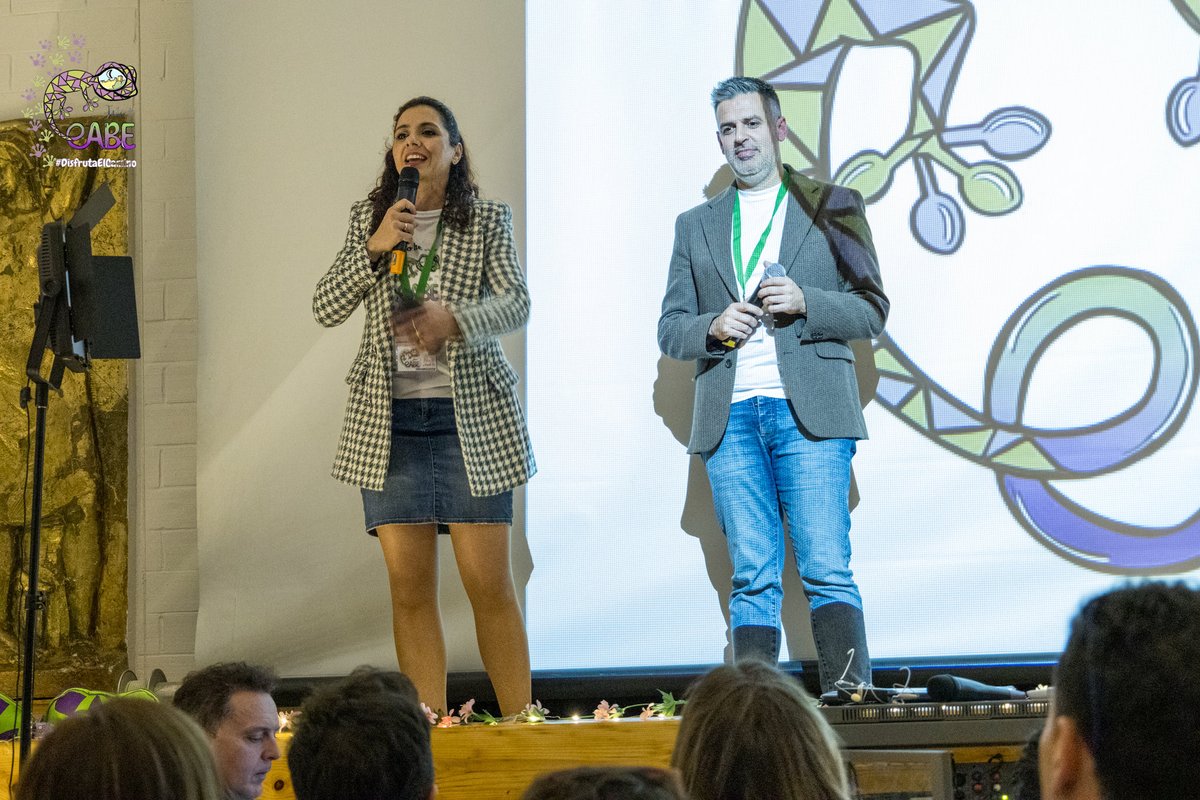 JuanPedro_Ocana's tweet photo. 📸👉🏼 EABEando. 

🗣️ Clausura #EABE24 🎖️🎓

                 🦎🦎🦎🦎🦎🦎

#DisfrutaElCamino #EABE24 #EABEJaén https://t.co/P3Uf4PjBFu