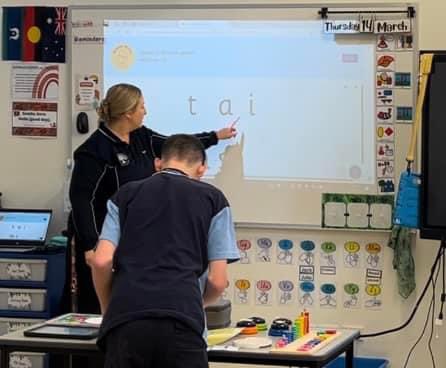 SWLiteracy's tweet photo. On Thursday we had the privilege of visitng Clifford Park Special School in Toowoomba, QLD. These amazing professionals showed us how to teach #SoundsWrite with fidelity whilst adapting their teaching to the very special needs of their students. We are in awe of your work! https://t.co/YDlJG75PIN