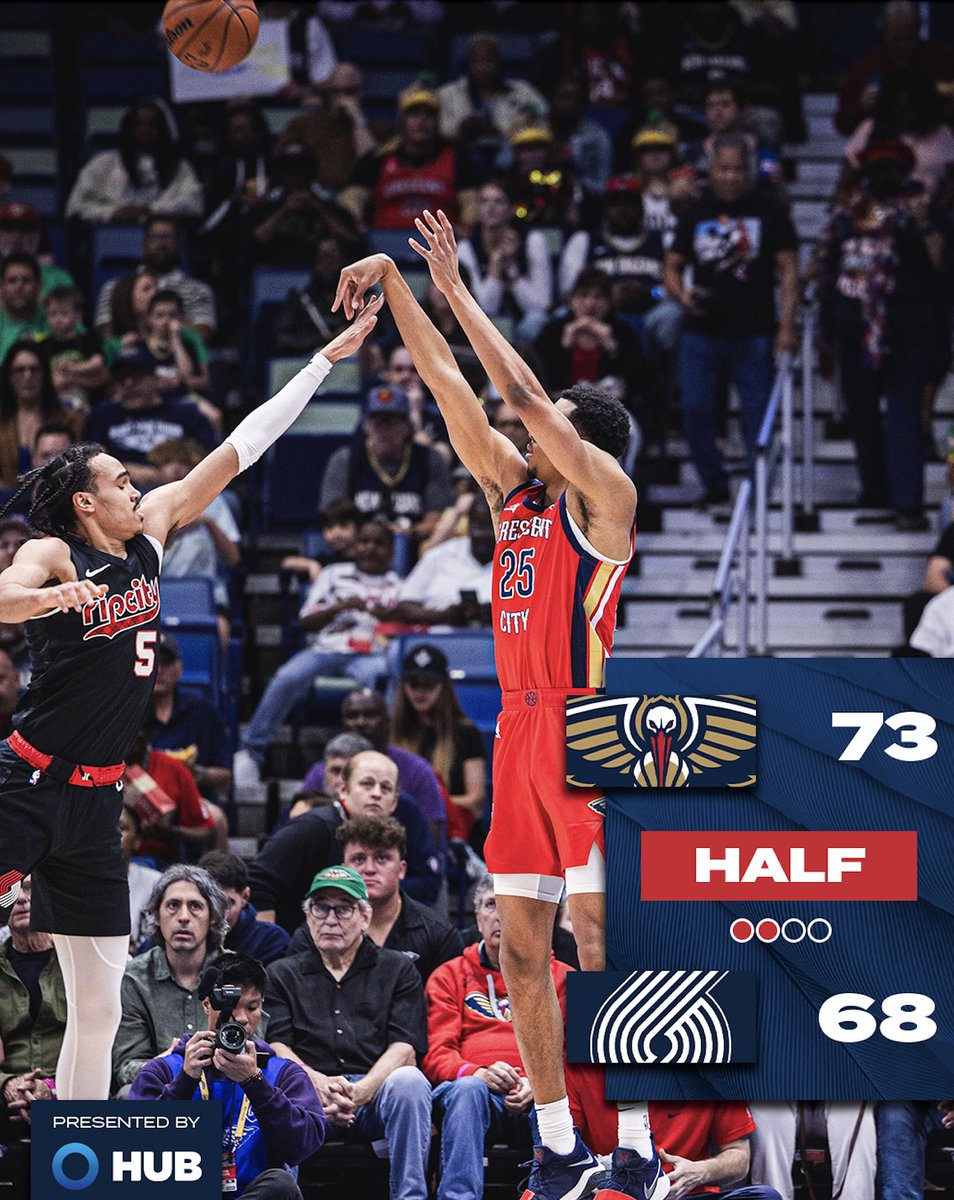 Up by 5 at the half 🏀 #Pelicans | @HUBInsurance