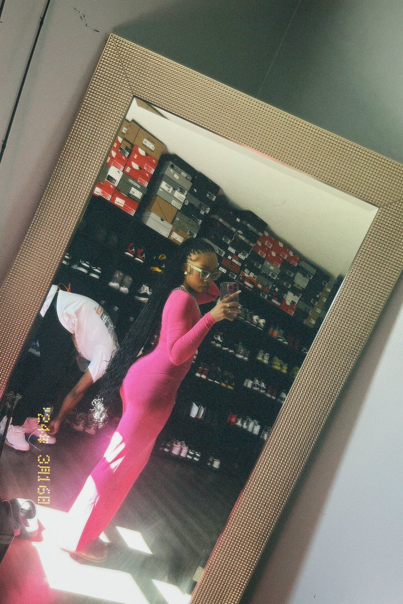 really in my prime era🤣 thick and fine ??