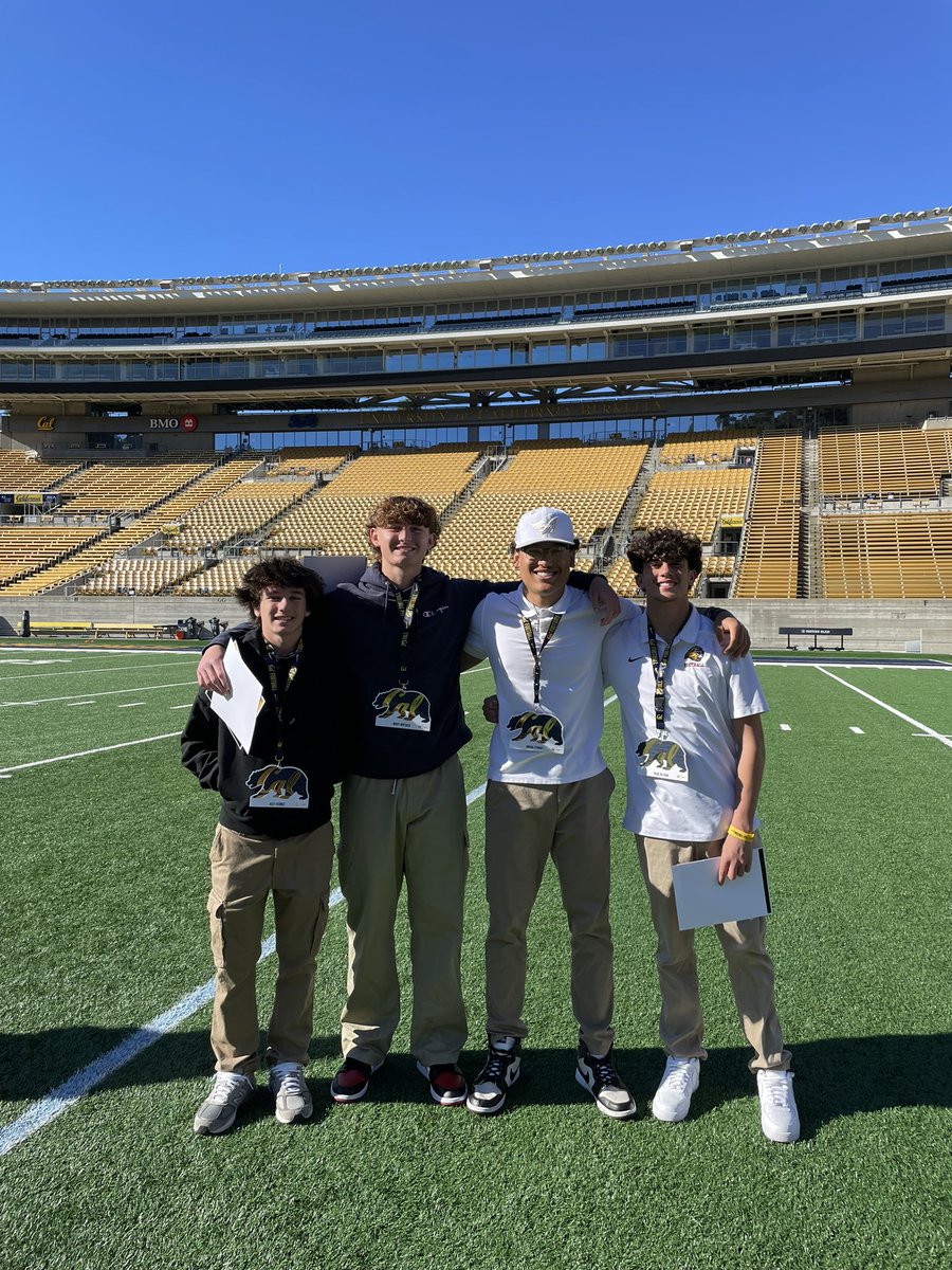 Had an amazing time at Cal Berkeley today thank you <a href="/Coach_Leighton/">Winterhawk Leighton🪶</a> and <a href="/Cole3Johnson/">Cole Johnson</a> for the opportunity!
<a href="/lhslionsfb/">LibertyLionsFootball</a> <a href="/richie_beltram_/">Coach Richie Beltram</a> <a href="/CoachMikeCable/">Coach Cable</a>