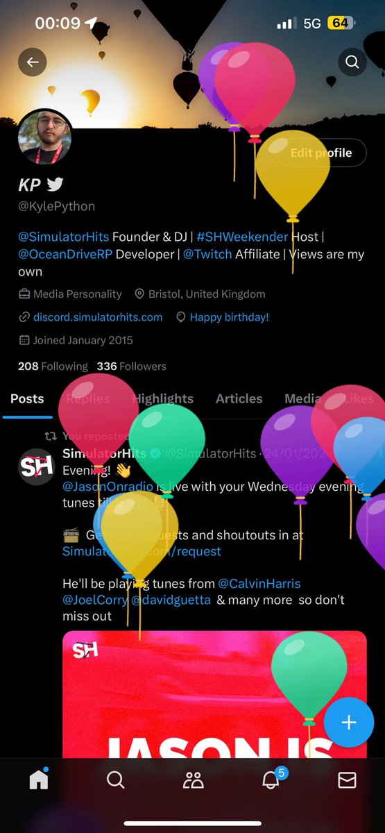 KylePython's tweet image. 🎈🎈🍻
