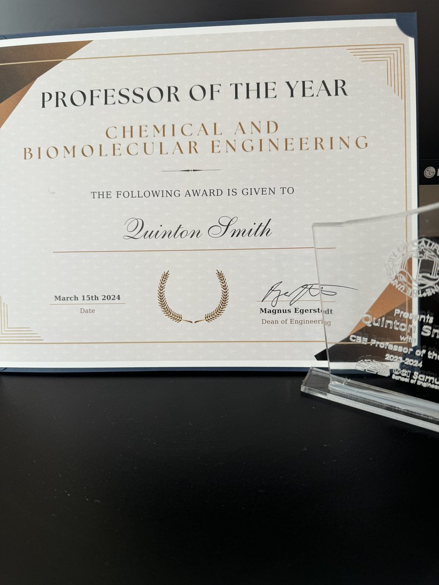 Thank you to the @CBEUCI1 undergrads for selecting me as professor of the year! This award is truly special!