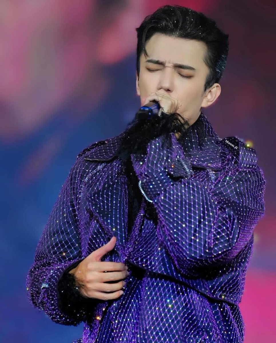 MrSam_gm's tweet photo. ¿Por qué no canto como @dimash_official ? 🥲
Ya sé porqué, solo déjenme desahogarme 🫣
@PonchoYezka @Oye897 #WhenlveGotYouByDimash #OyeTuFandom https://t.co/sXiiTOXcjw