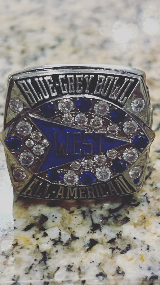 When your ring arrives, you are reminded that you are blessed to be a 3 ⭐️ Blue-Grey All American! @BlueGreyFB @DouGPowell_LSU @aschiermyer @CoachPerrone @QBHitList @P_MAGLOIRE @QBManuch @CoachBern_Evan @throwitdeepAZ @gridironarizona