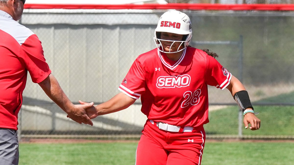 Maddie Carney picked up the first win and save of her career, and Marissa Peek hit two home runs to lead Southeast Missouri to a 3-0, 3-2, doubleheader sweep of SIU Edwardsville Saturday.
Story: tinyurl.com/ranuphsh