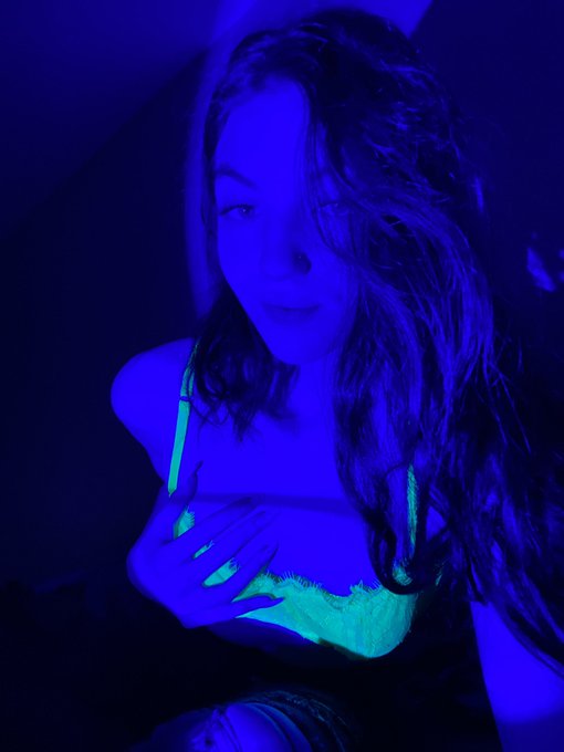 hey guys thanks for 1k 🥹🥹 ily  #nsfwtwt https://t.co/n7ijapXeYk<a href="/tag/nsfwtwt"class="tags">#nsfwtwt</a>