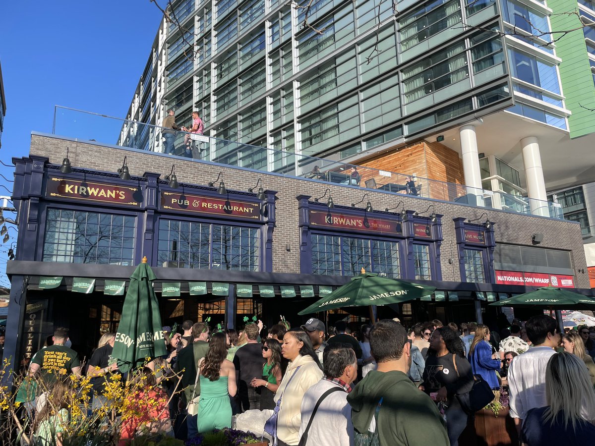 SWDCnewsies's tweet photo. The Wharf was quite a scene today for the St Patrick’s Day festivities. Wish there had been more music on the smaller stages but overall a great event! 🍀🇮🇪🎉 https://t.co/WllBYXKijL