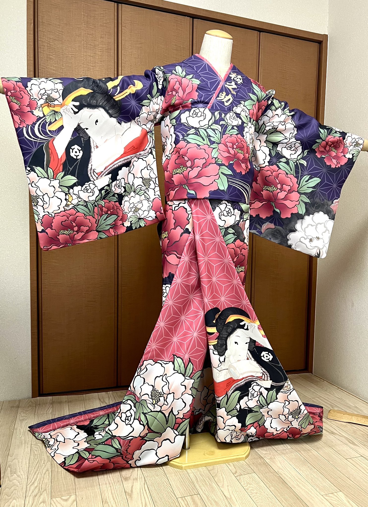 大衆演劇 裾引きピンクストライプ