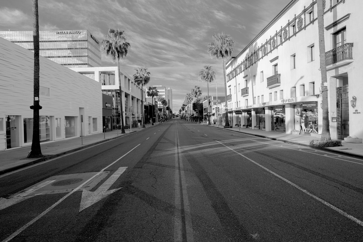 SLPPhotog's tweet photo. Four years ago today. #pandemic #shutdown #losangeles #iamlegend https://t.co/XLfCp9GFb3