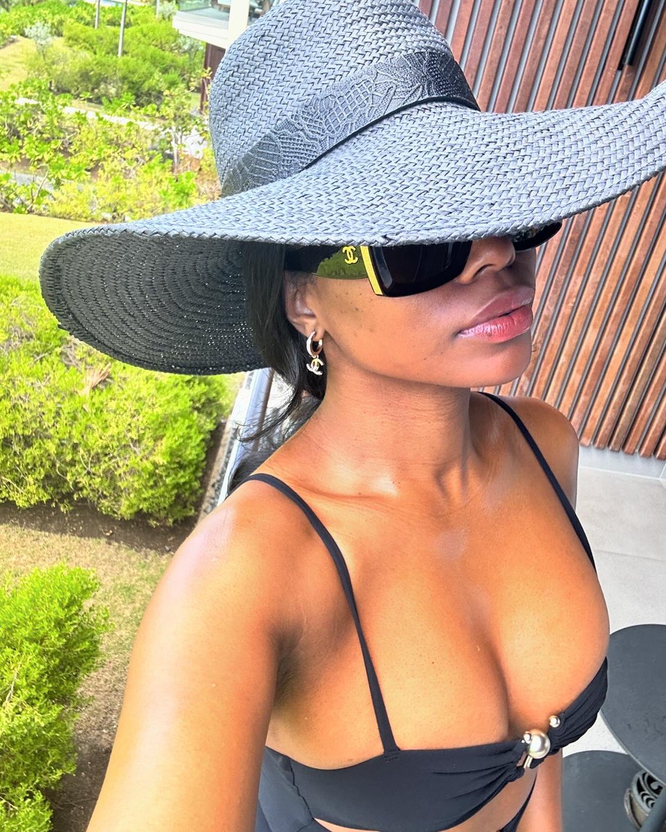 Away being Daddy’s baby 🥰