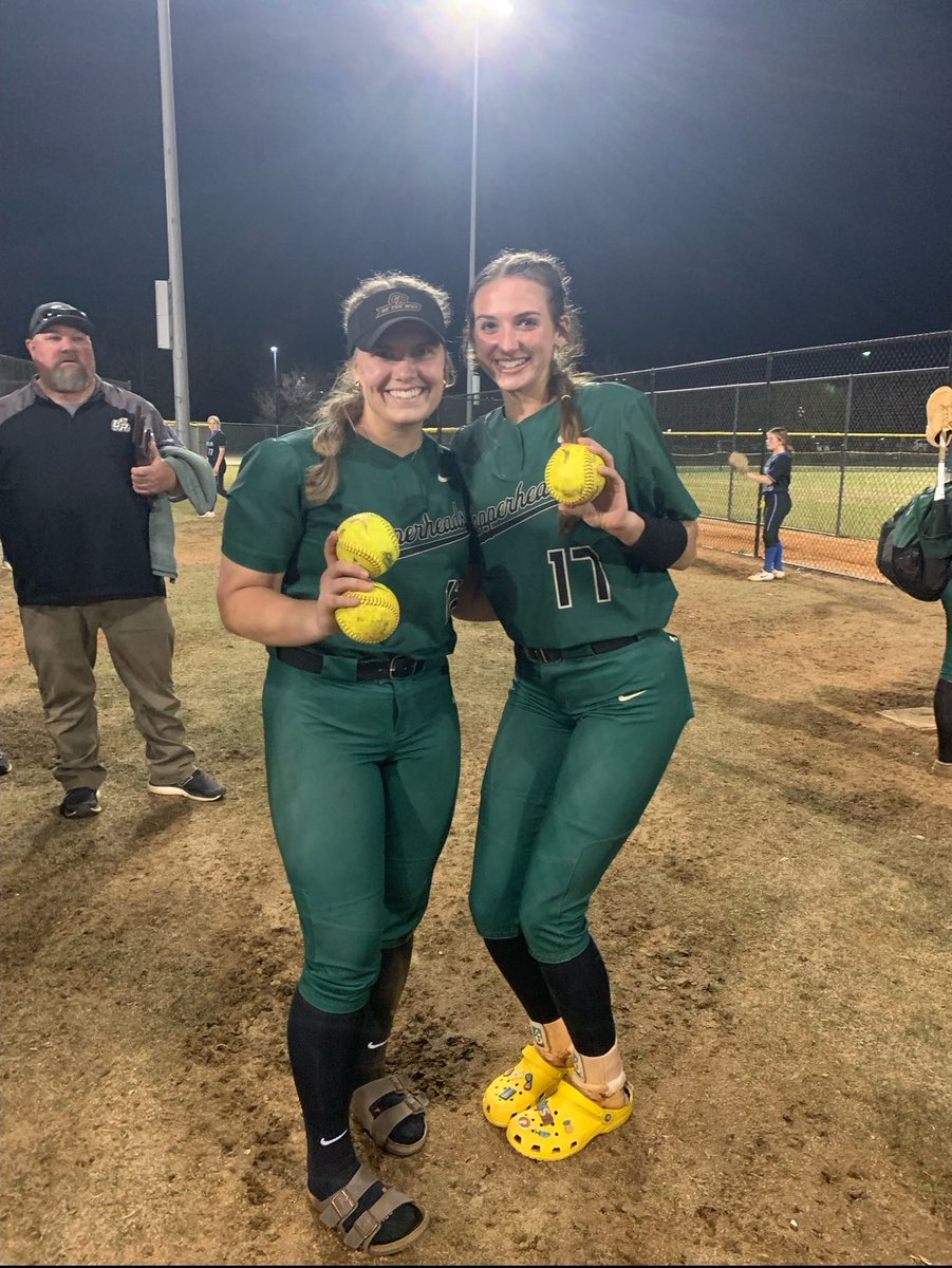 Lady Copperheads take 1st place in the Byrnes Invitational Tournament. Total team effort. @audreywilsonn_ and @kendra_murray125 hit Homeruns for Copperheads. #RTDPTR