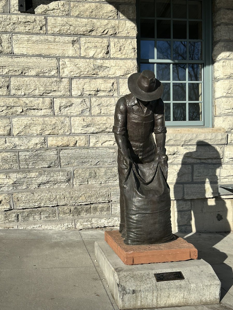 Zach Daniels tweet media