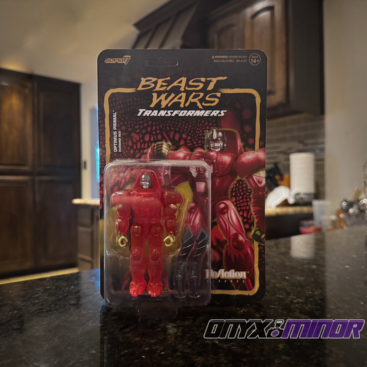 onyxminor's tweet photo. I don’t collect ReAction Transformers, but I do collect clear red Optimus Primals. Gonna open this guy up and put him with his brethren tomorrow. 🔴🦍 https://t.co/FdaA5rIecM