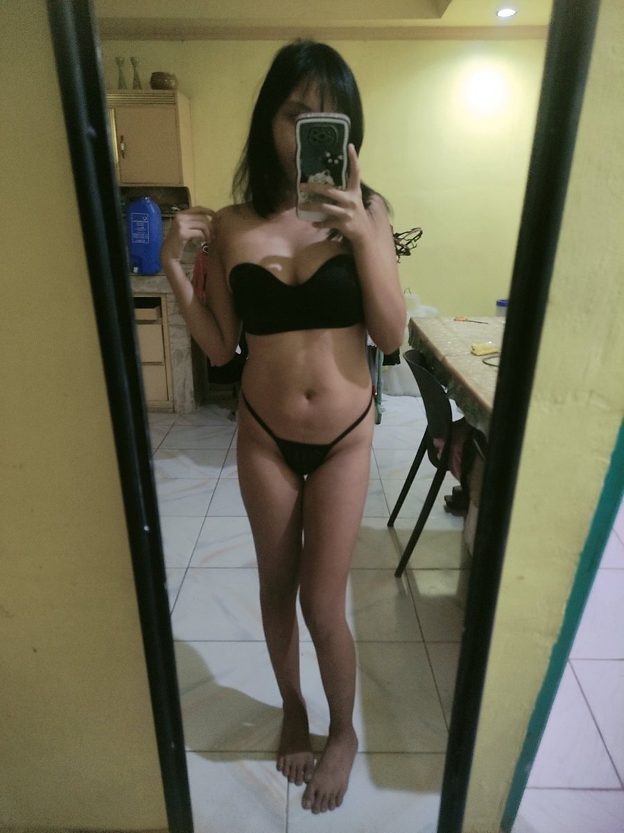 NSFW sales of Mau (@cosplayssteph) on Twitter photo 