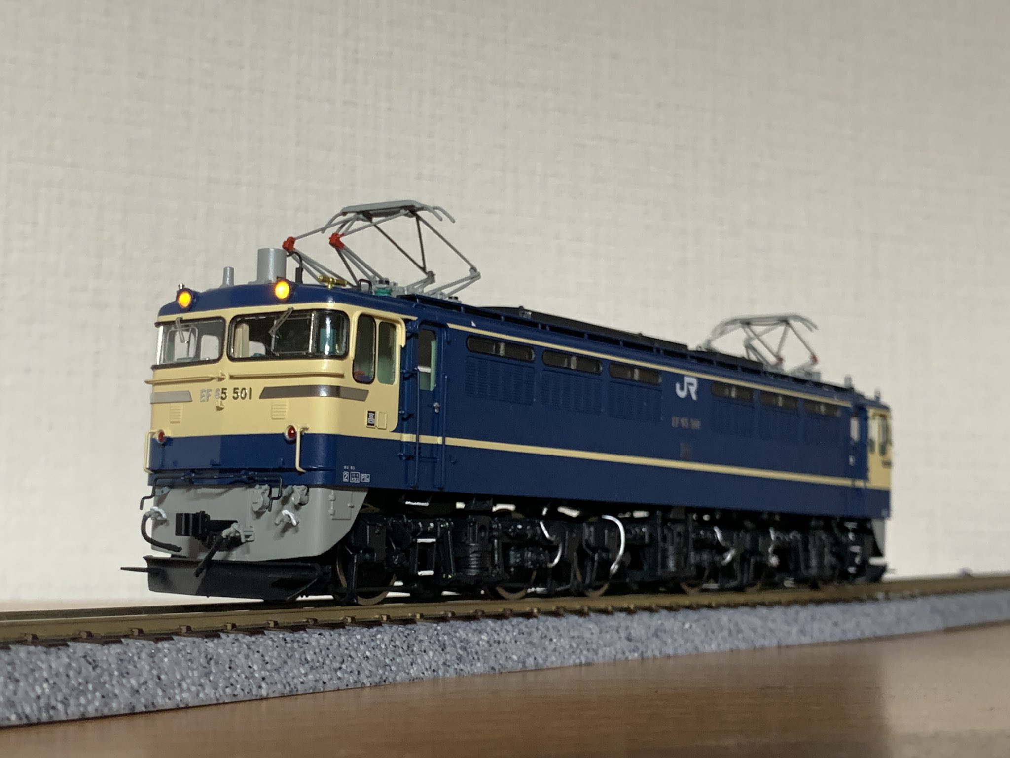 ハイス鋼 على X: 