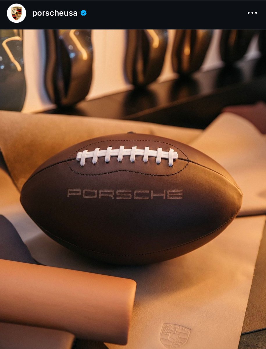 bigstew92's tweet image. @Porsche thanks for the awesome package.

Means more than you guys know.

It’s awesome I get to collaborate with so many manufacturers now and I appreciate every opportunity that comes my way. 🙌🏼🏈 #PorscheUSA