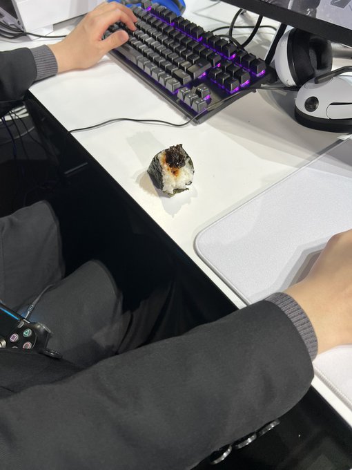 Twitterのコスプレ画像27