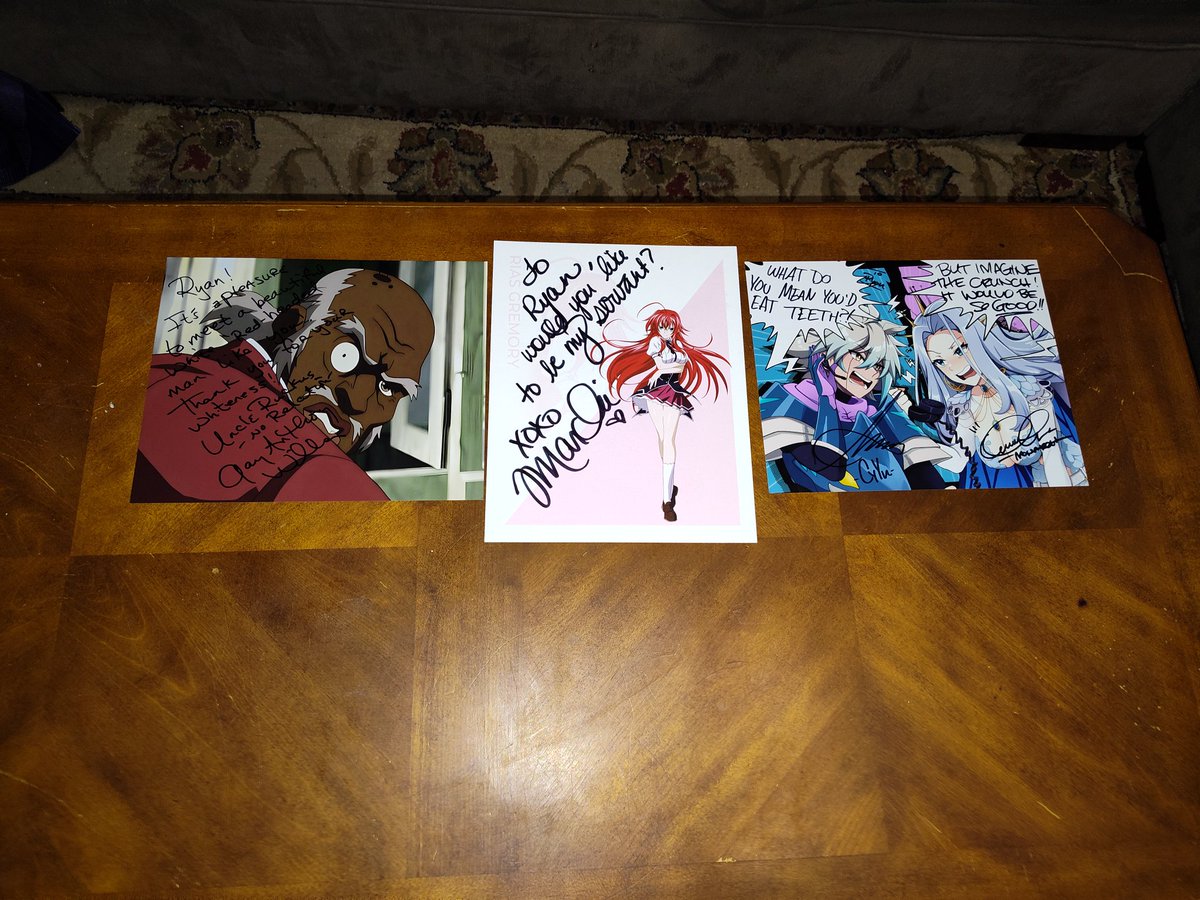 GingerTheFloof's tweet photo. Back at home after day 2 of #GalaxyConRichmond. Will be back there tomorrow for the final day but here is everything I've bought so far. https://t.co/kbQVzDJVmg
