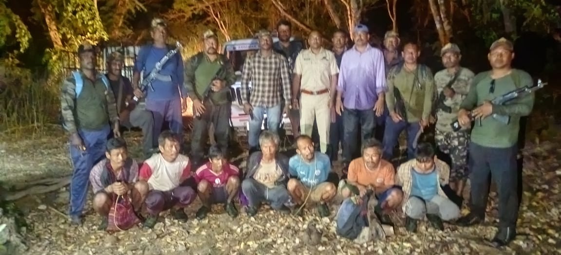 AndamanPolice's tweet photo. #AntiPoachingTeamStrikes Again

During Anti-poaching operations being conducted in Balli Tikrey, the Anti-Poaching task force of N&amp;M Andaman police successfully detected and apprehended 07 Myanmarese poachers. https://t.co/VacKh1YCR5