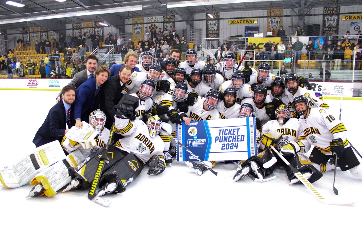 ACbulldoghockey's tweet image. FOR THE THIRD STRAIGHT YEAR YOUR DAWGS ARE FROZEN FOUR BOUND!!!!!!