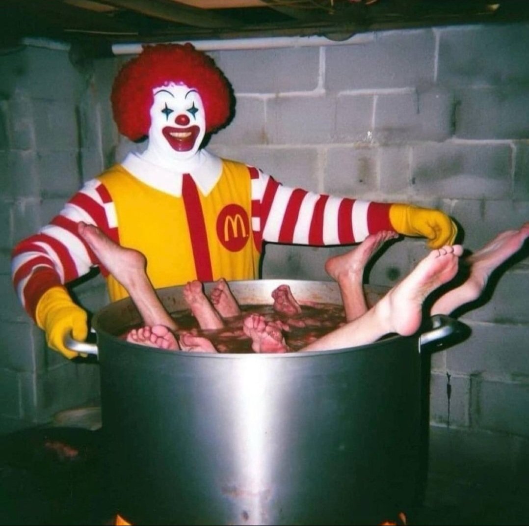 Prolotario1's tweet image. One day everyone will know that secret ingredient that kept them coming back for more. 🤭