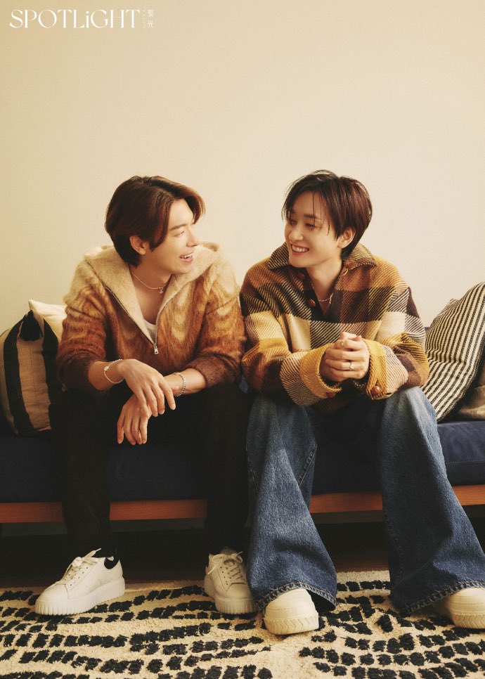 eunharu415's tweet photo. #WeSupportDnE
Love you my babies @SJ_DnE_official @donghae861015 @AllRiseSilver 
 #SuperJuniorDnE #SIX_ZERO_SIX #동해 #은혁 https://t.co/Qs23F0h3VA