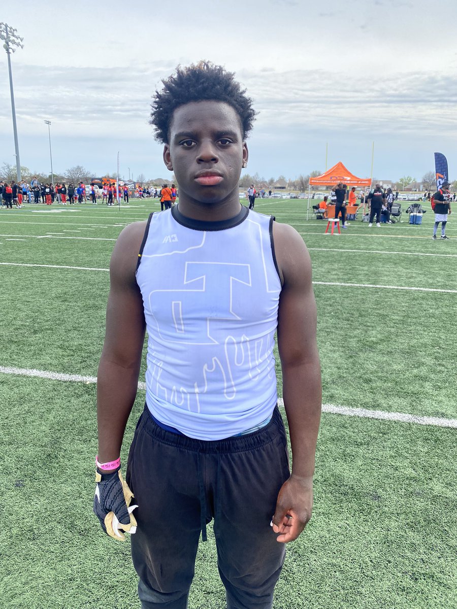 THEPLATFORMDR's tweet photo. 26’WR Daniel Berry @Dberryofficial Weiss High School (Tx.) @TD7v7 

UNDERRATED BALLER 😤 via @UnLockYourGame 

Berry made all the SHOCK ⚡️ plays for Total Domination 18U today!Keep an eye on him for championship Sunday 
@Marchen44 @RealNews102 @BSpicerMedia @StatZ_G @jhayesfilms https://t.co/w7DtpT0mm2