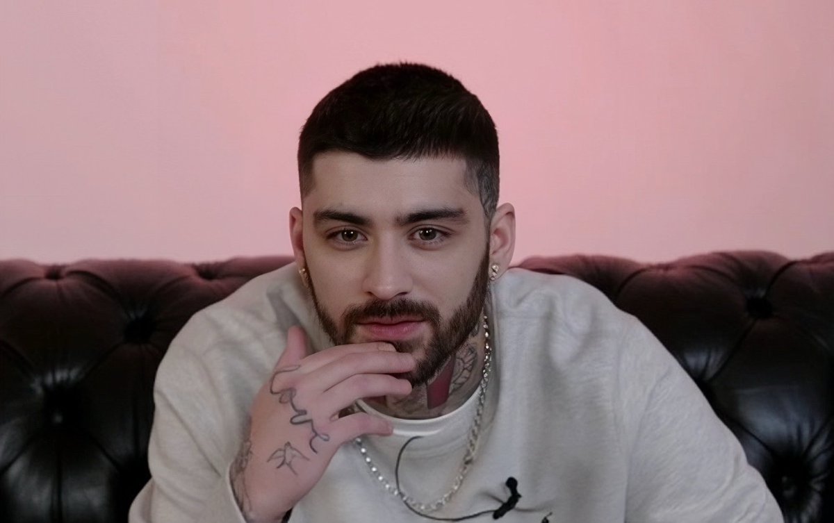 Maliklive12's tweet photo. Meu pitico Zayn https://t.co/2ELzzi5P98