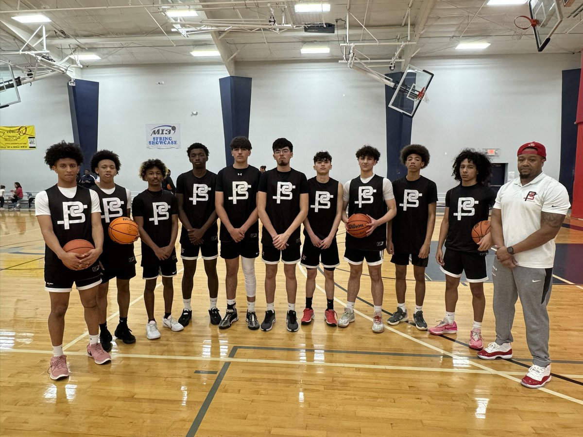 “@ProSkillsSATX 26 Black” 2-0 on the day. Bracket play tomorrow in Varsity Division. Going to be a great summer with this team! #SIB2024 @SSports_Media @CThaProphet24 @RcsSports @ProSkillsEYBL @ProskillsTalley @TXRecruited @KevinMoses38