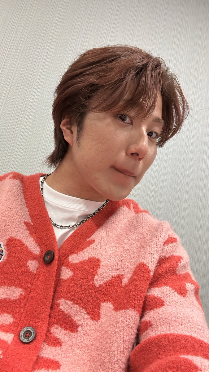 comamugiri0123's tweet photo. 昨日はファンの方とイベントやりました！
沢山話せてすごく楽しい時間でした😆
昨日のヘアメイクがお気に入りすぎた🦅 https://t.co/aXGzYSQmqY