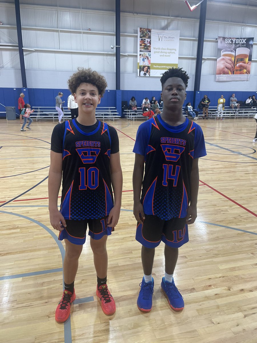 A great performance from @TMS_2018 as this duo helped secure the win to end the night!! (Rylan Maples) & (Jadyn Victor) combined for 43pts!! Rylan Maples - 22pts Jadyn Victor - 21pts @USAmateurBBall @HoopSeenFL