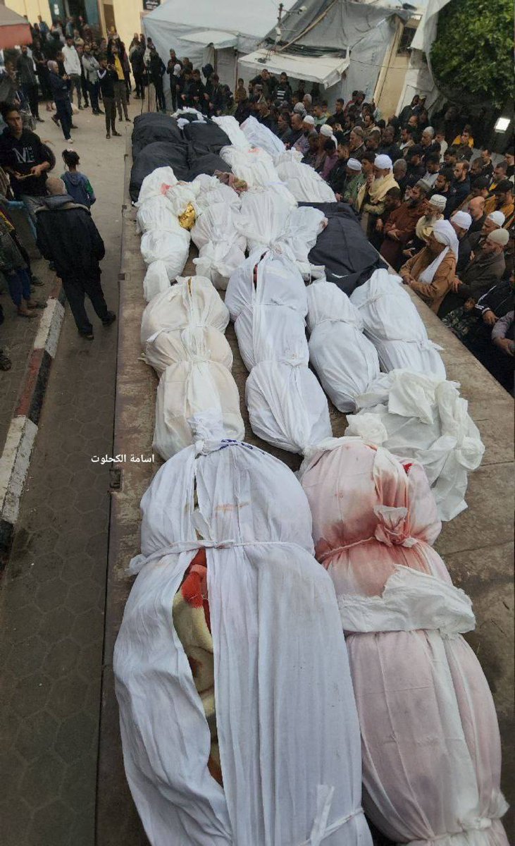 Daha kaç can gidecek?
Kaç kadın, kaç çocuk ...

#HandsOffRafah