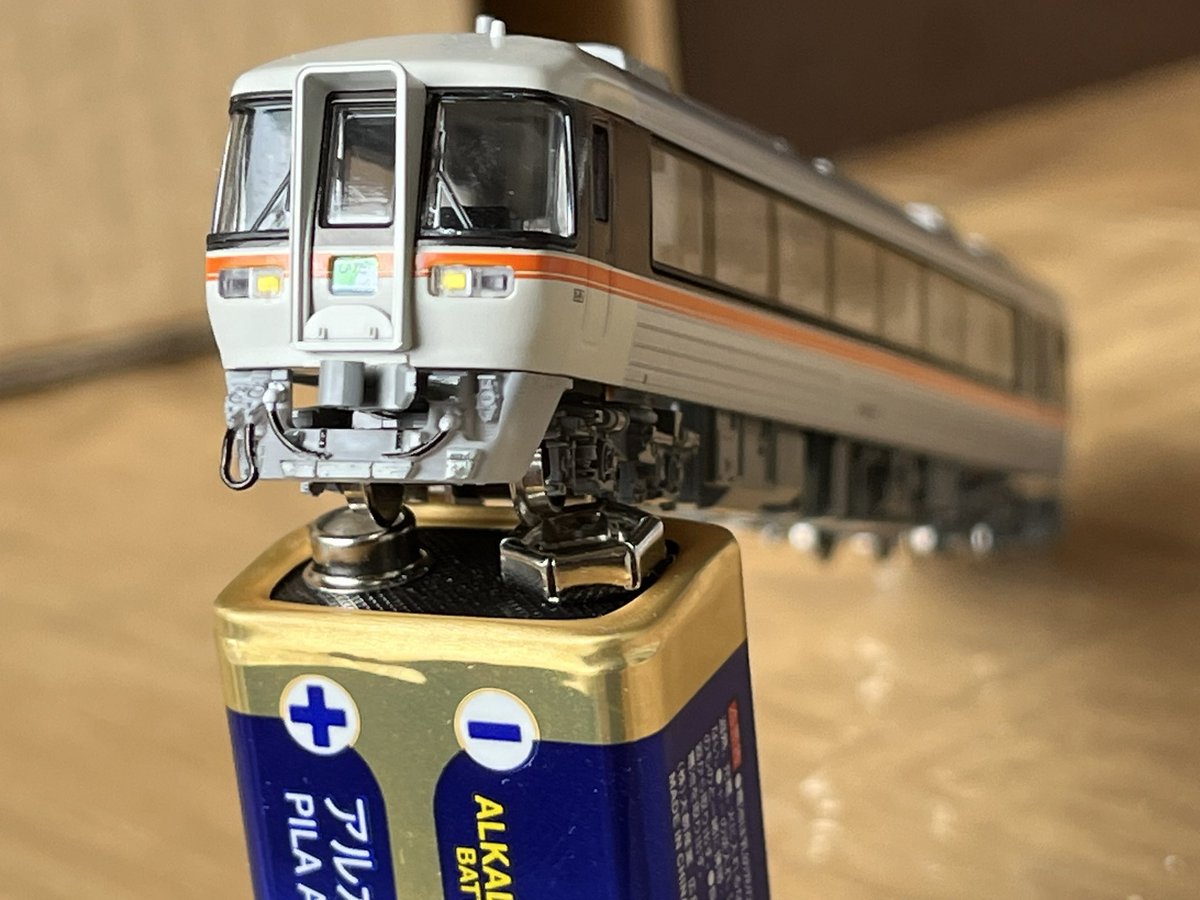 試作品情報②

キハ85系鹿スカートを、割と真面目に塗装したものです。