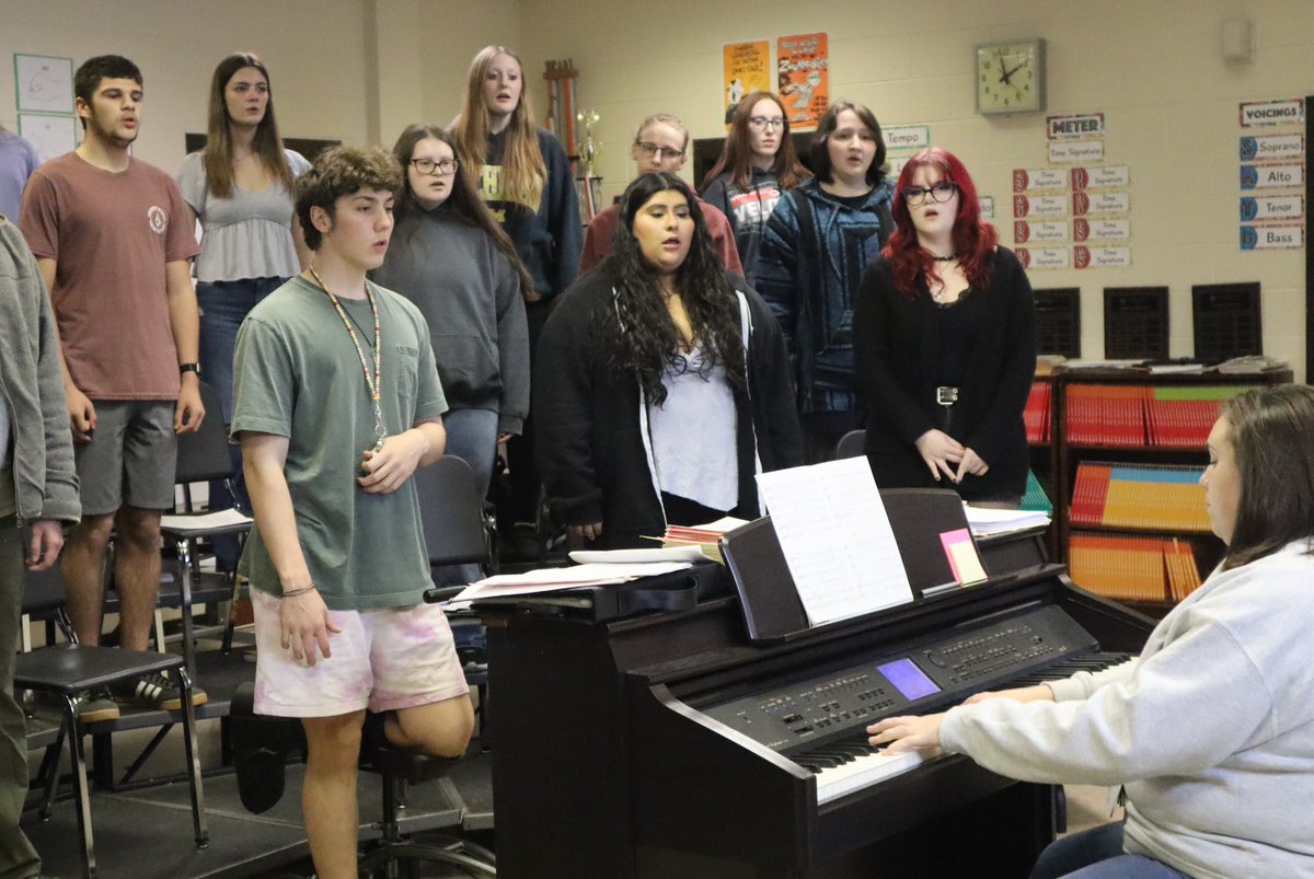 North Davidson High School Chorus tweet media
