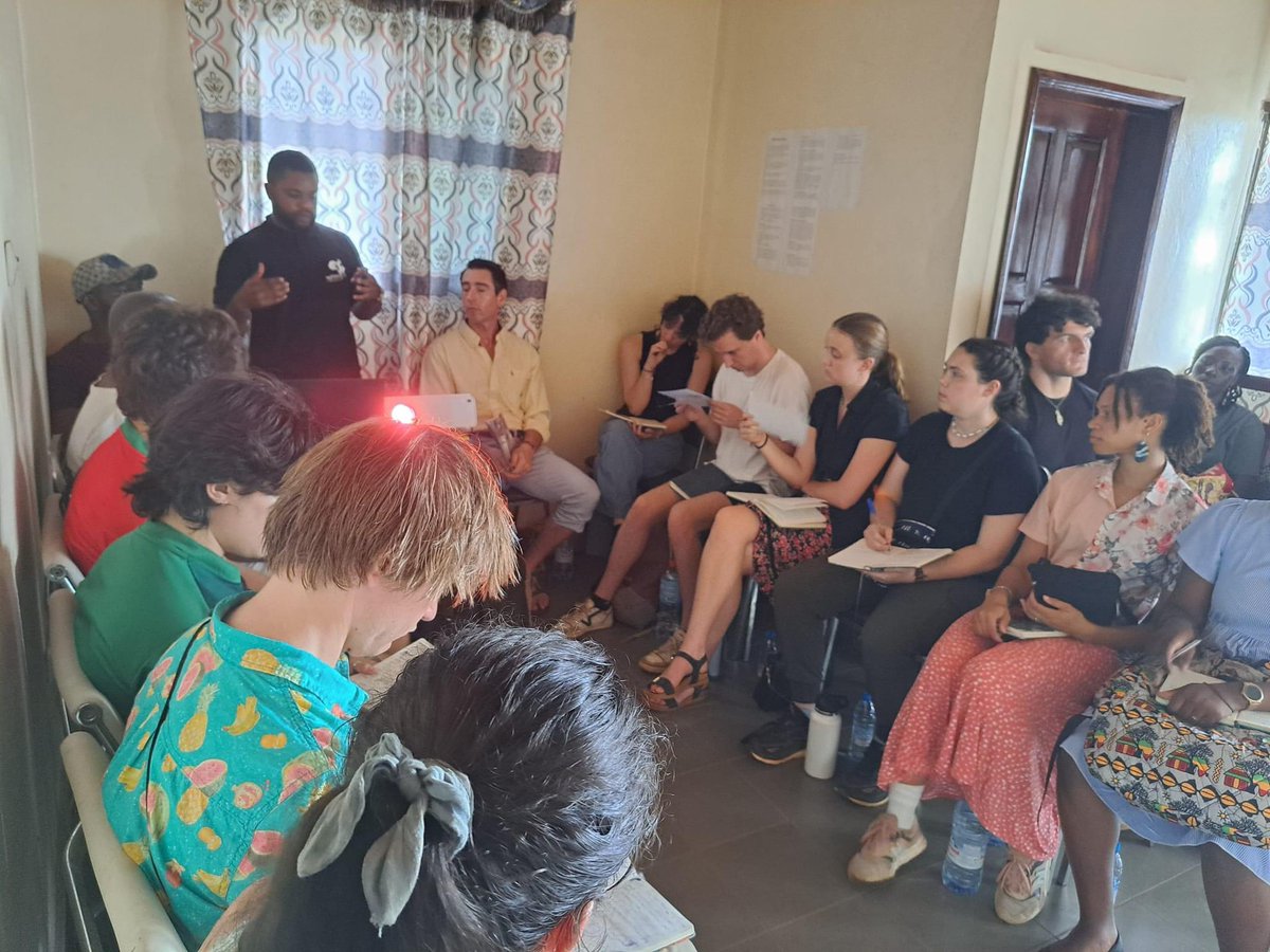 BONET_CM's tweet photo. We are delighted to have received a delegation of 15 students and 4 staff of the #SIT #US #Cameroon Study Abroad Program at our #BONET on March 13th, 2024. The purpose of the visit was for the students to learn about our #women #empowerment and development related activities. https://t.co/86w7CKAXZX