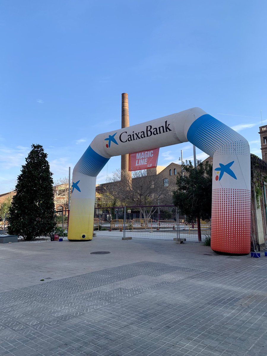 annabatet77's tweet photo. Tot a punt per començar la 11a #MagicLineSJD on empleats i familiars de @caixabank_cat tornem a caminar per aconseguir un món més just, hospitalari i igualitari !!
@magiclinesjd @FundlaCaixaCAT @VoluntCABK #CABKAccióSocial
#SomElQueCompartim #Magiclinsjd https://t.co/yqAr9o8F4e