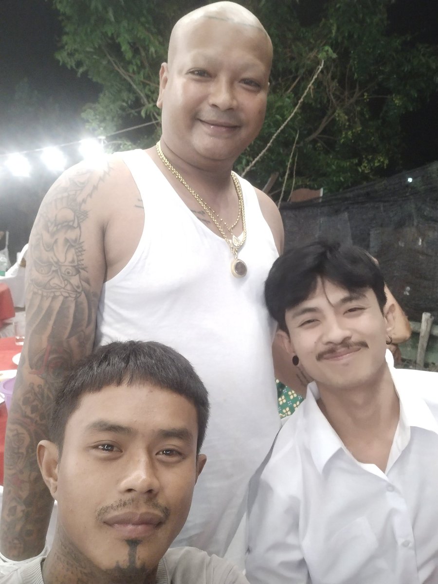 Atipongchai's tweet photo. งานบวชเพื่อนเลิฟ #ปากช่อง https://t.co/YmnchQ9QBh