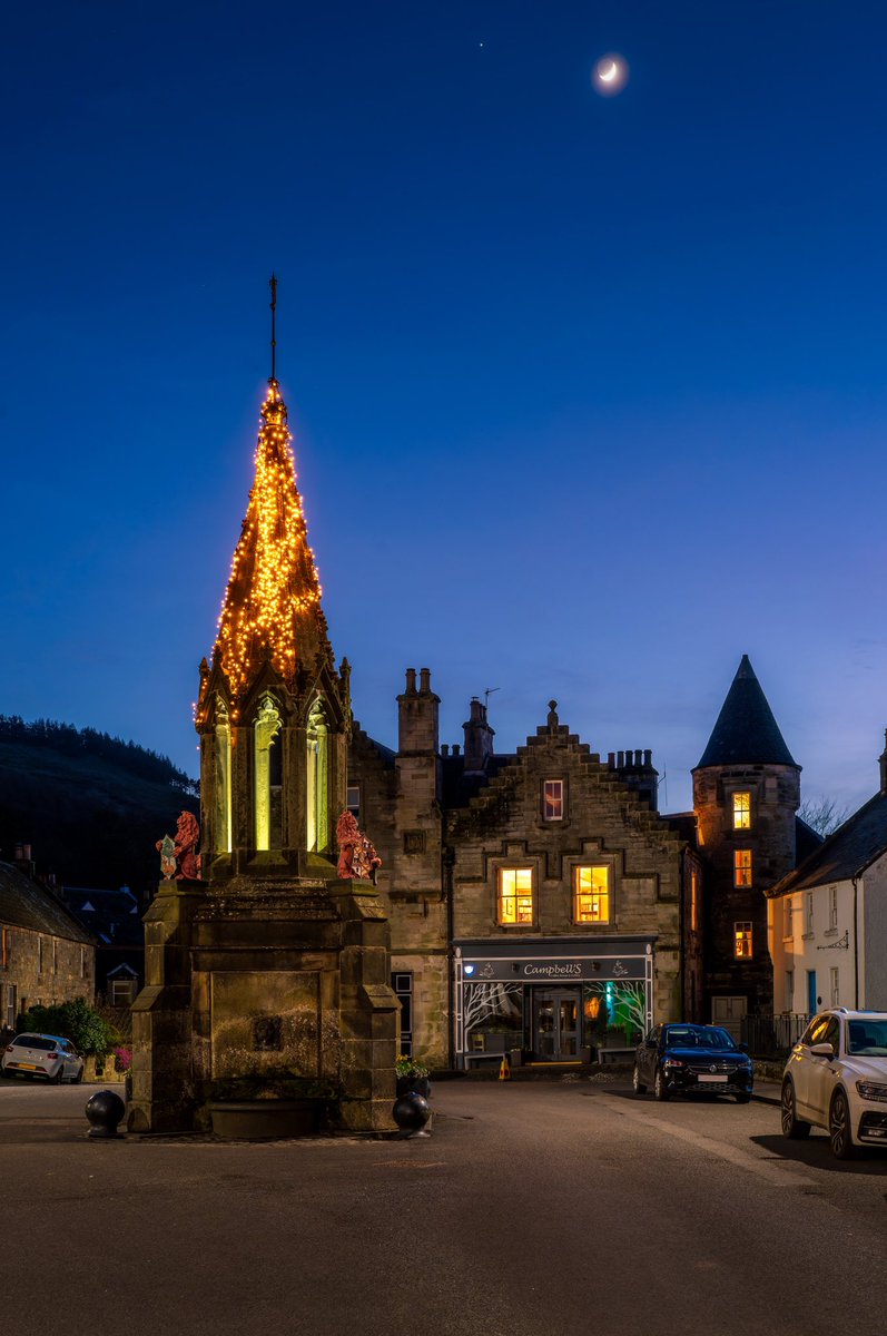 The Bruce Fountain in Falkland with a little crescent moon (you might need to click the pic to see it).