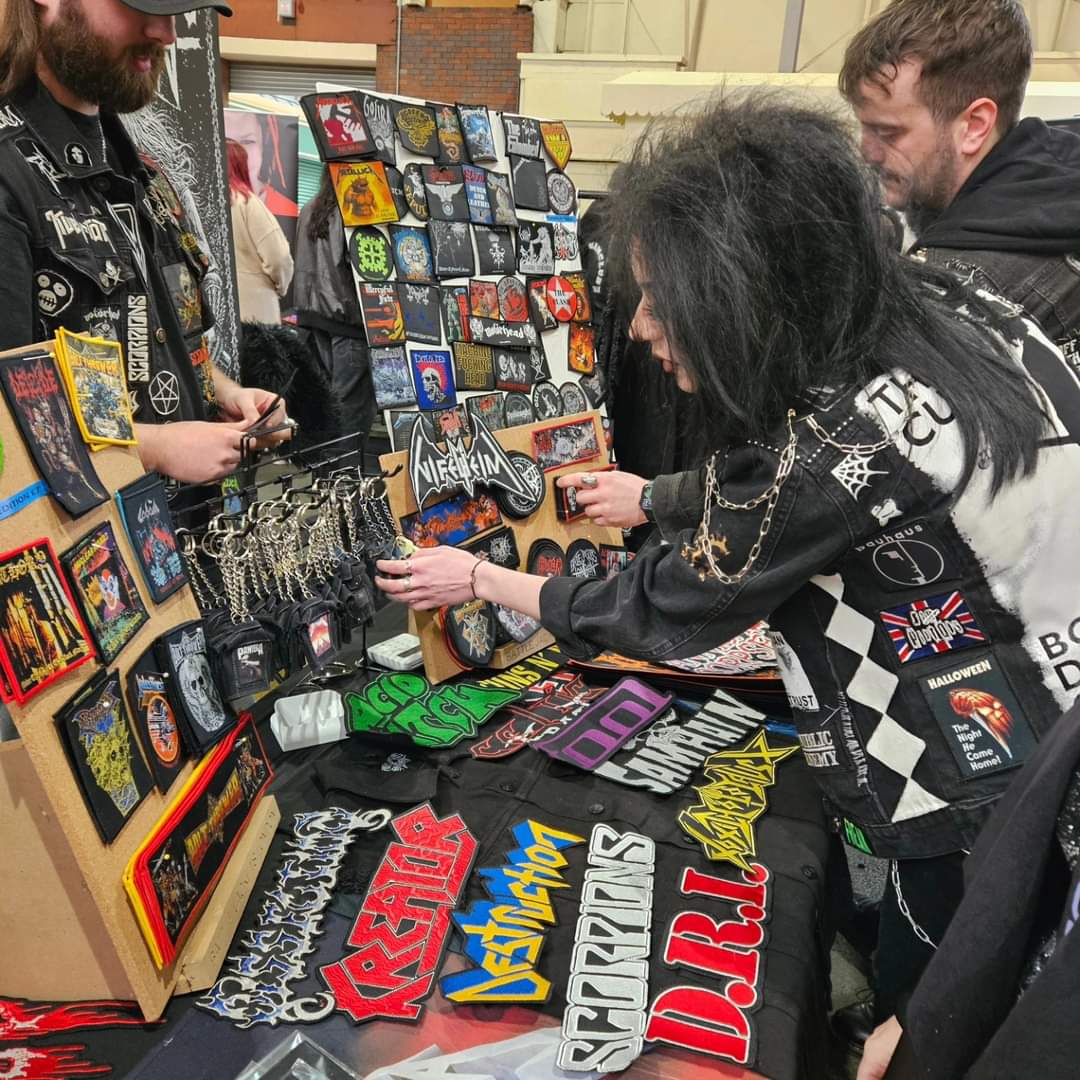 Leeds Alternative Market yesterday with the lad and his gorgeous girlfriend who was asked to model new merch for the The Sophie Lancaster Foundation 🖤🖤