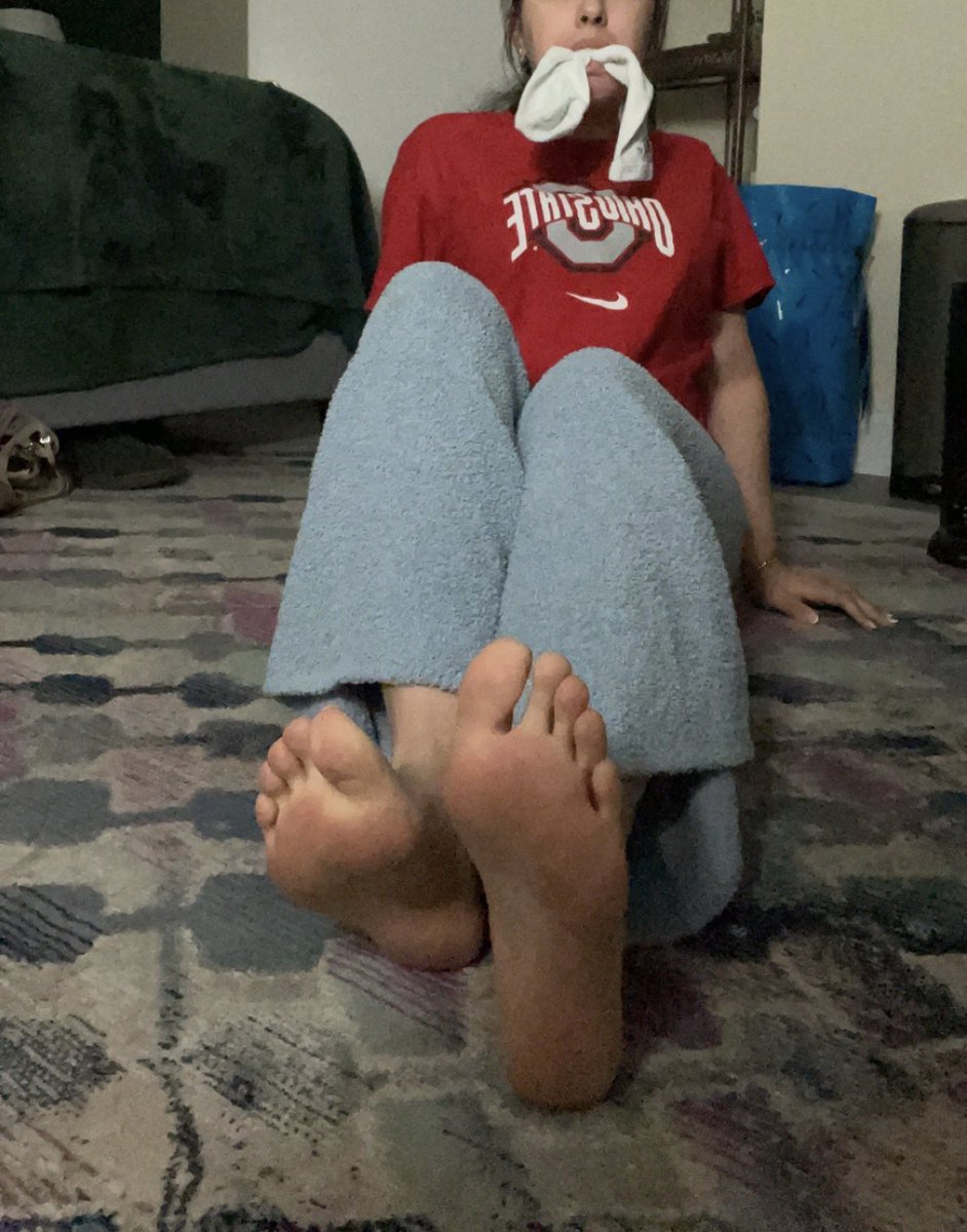 amy7157_'s tweet photo. Serving @miissmiaseoul in every way I can. Tribute us and maybe you can hear about it. https://t.co/P6sy8QvIwy