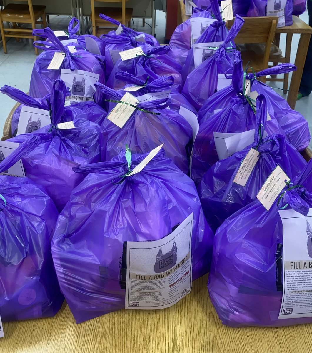 AKA_GZO's tweet photo. During Women's History Month, the Generation Next Committee along with Uplift Our Local Community Committee came together for a packing event to support the homeless community. We want to express our heartfelt gratitude to our volunteers for their generous contributions. https://t.co/PULBrsut8V