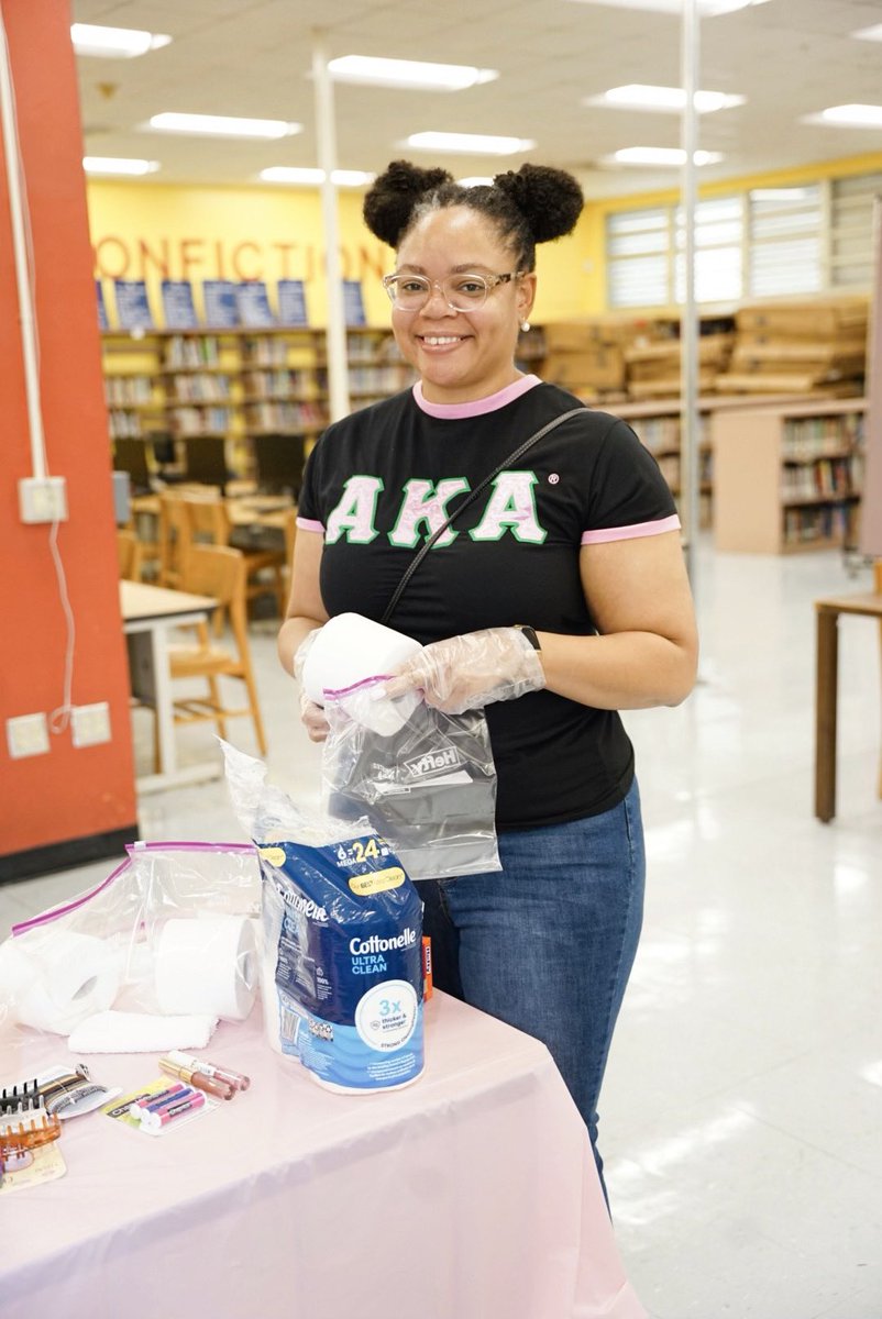 AKA_GZO's tweet photo. During Women's History Month, the Generation Next Committee along with Uplift Our Local Community Committee came together for a packing event to support the homeless community. We want to express our heartfelt gratitude to our volunteers for their generous contributions. https://t.co/q0hGjywq2y