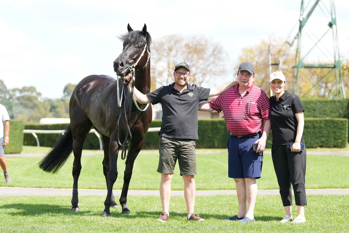 Country Racing tweet media