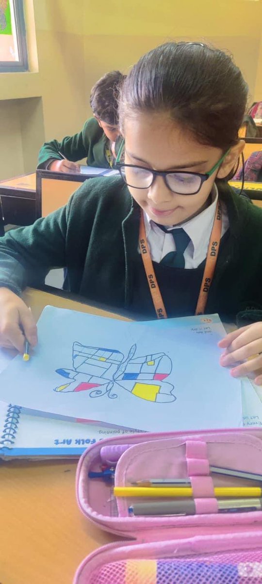DPSJaipur's tweet photo. The Piet Mondrian art activity proved to be an engaging and educational experience for our classes. Through their own Mondrian-inspired compositions, students had an opportunity to experiment with color and shapes, fostering their creativity and artistic expression.#pietmondrian https://t.co/Gd8uO5rDf9