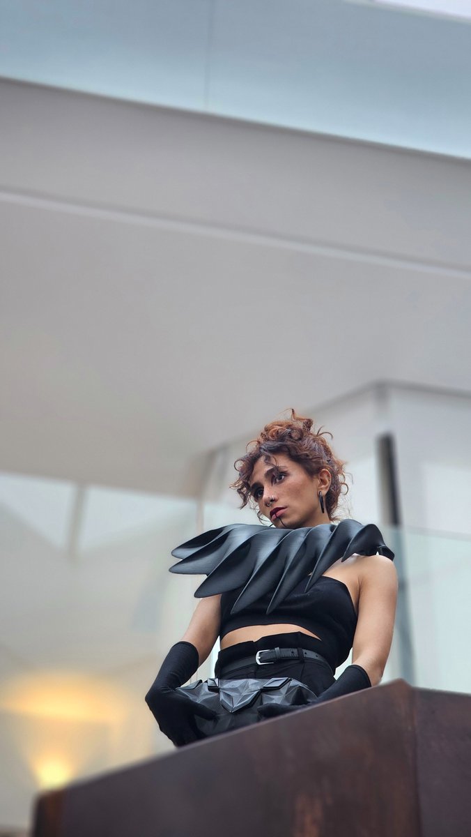 arianhakimi's tweet photo. #CodeStructedSkins
Design lead:
Stefano Paiocchi
Arian Hakimi
Photography 
@mahbodnour 
Alireza Lalavi 
Model 
Maedeh insta @Miiamiiao 
#Design #3dprint #fashion #Photography #parametricdesign https://t.co/pxmjOEYSGR