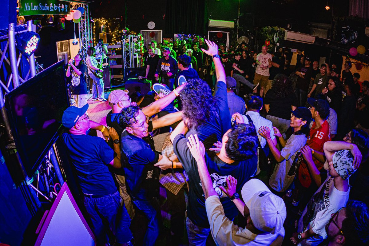 Radigals tweet media