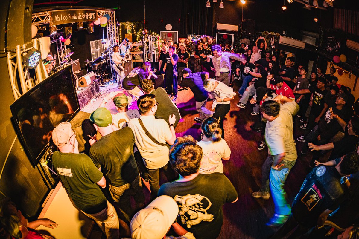 Radigals tweet media